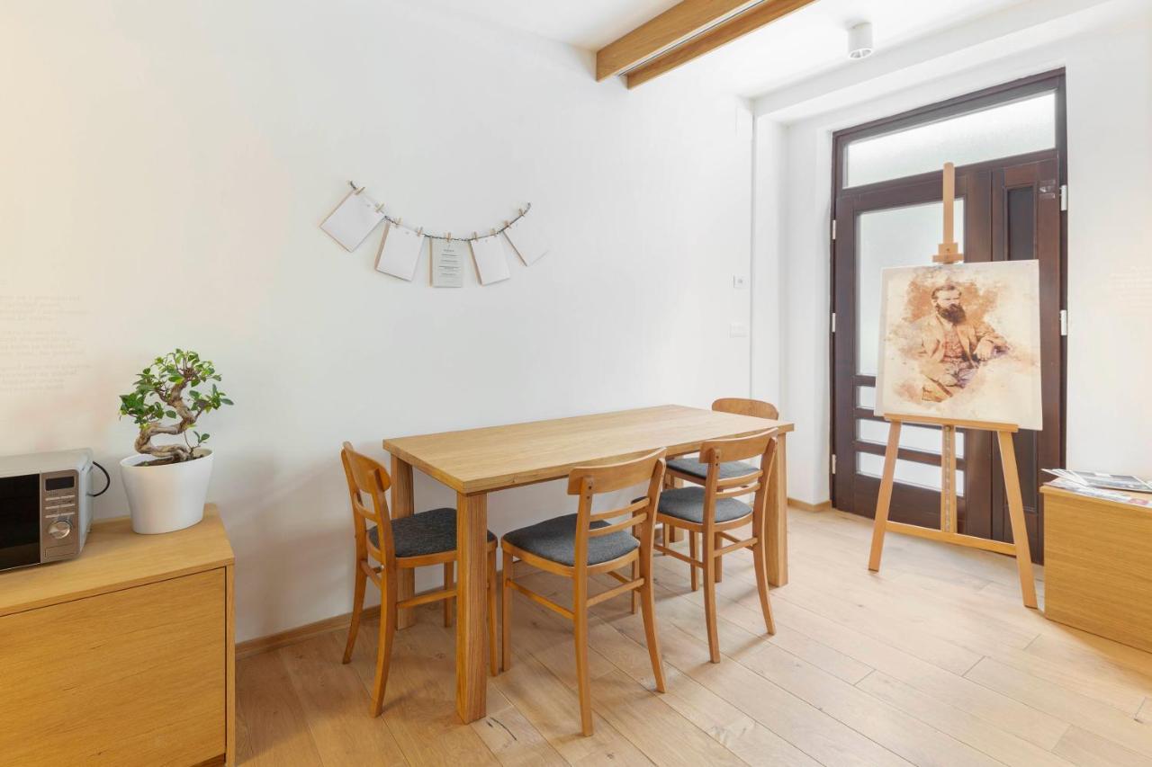 Apartment Apartma Jenkova Rezidenca